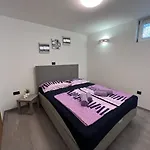 Apartment Pako I Ivano *