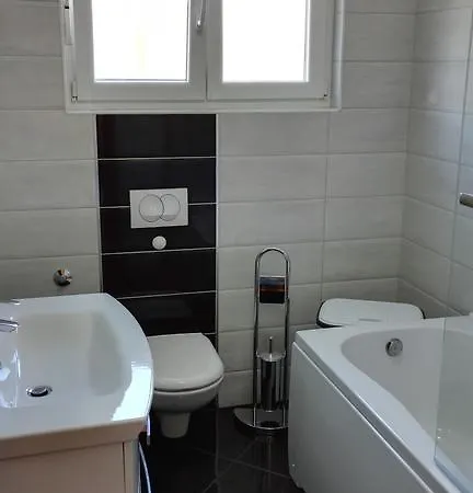 Pako I Ivano Appartement *