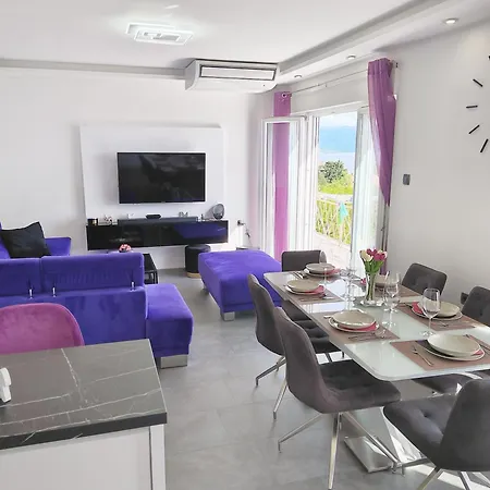 Apartment Pako I Ivano *